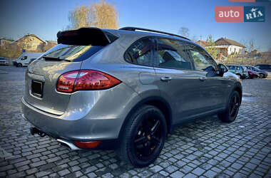 Внедорожник / Кроссовер Porsche Cayenne 2013 в 