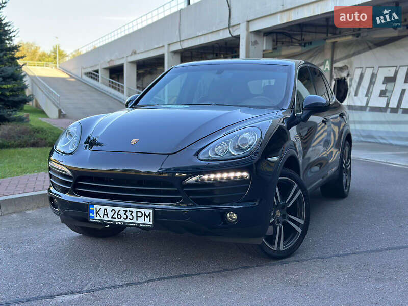 Позашляховик / Кросовер Porsche Cayenne 2012 в Києві