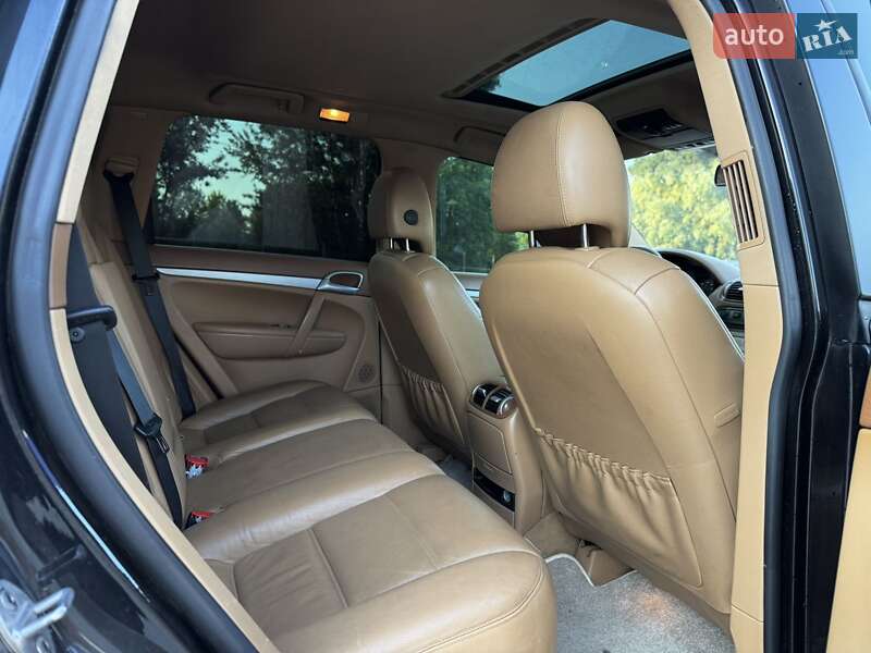 Позашляховик / Кросовер Porsche Cayenne 2008 в Луцьку