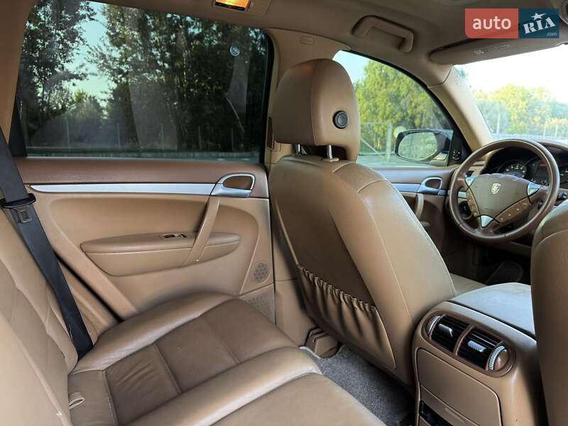 Позашляховик / Кросовер Porsche Cayenne 2008 в Луцьку