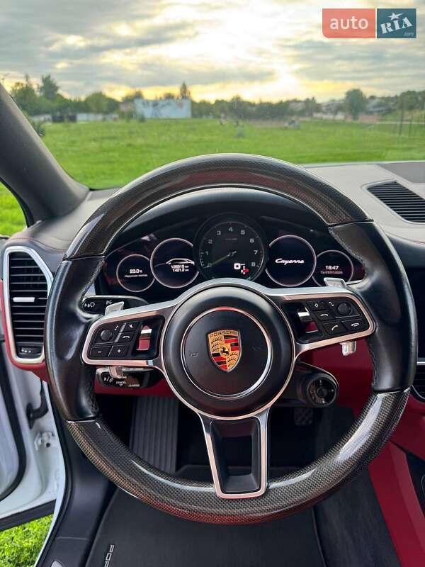 Позашляховик / Кросовер Porsche Cayenne 2020 в Конотопі