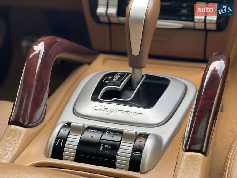 Позашляховик / Кросовер Porsche Cayenne 2008 в Києві