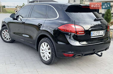 Внедорожник / Кроссовер Porsche Cayenne 2011 в 