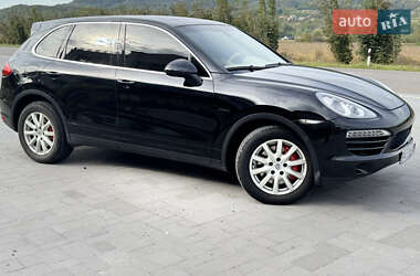Внедорожник / Кроссовер Porsche Cayenne 2011 в 