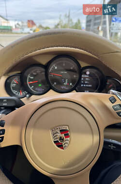 Внедорожник / Кроссовер Porsche Cayenne 2011 в 