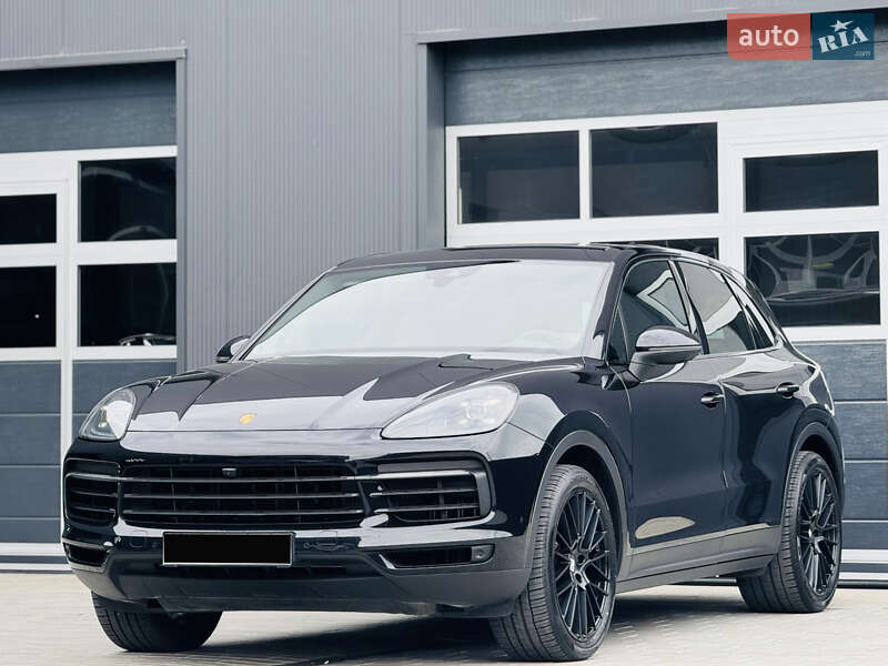 Позашляховик / Кросовер Porsche Cayenne 2018 в Мукачевому