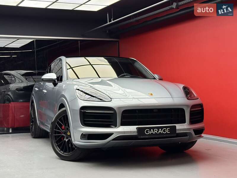 Позашляховик / Кросовер Porsche Cayenne 2020 в Києві
