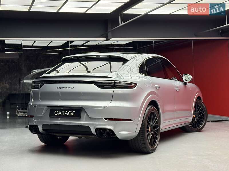 Позашляховик / Кросовер Porsche Cayenne 2020 в Києві