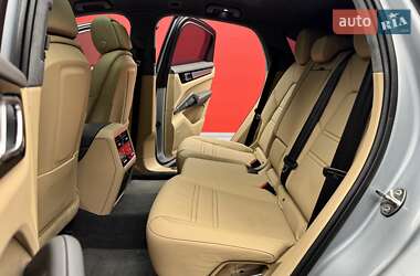 Позашляховик / Кросовер Porsche Cayenne 2020 в 