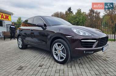 Внедорожник / Кроссовер Porsche Cayenne 2013 в 