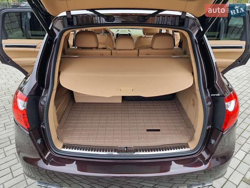 Внедорожник / Кроссовер Porsche Cayenne 2013 в Смеле