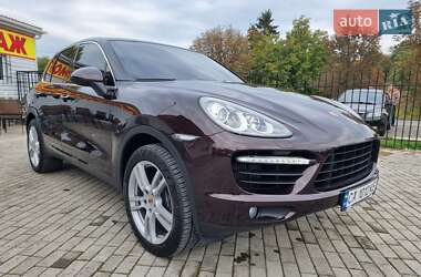 Внедорожник / Кроссовер Porsche Cayenne 2013 в 