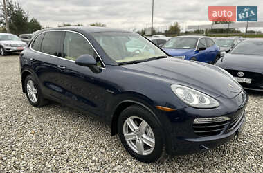 Внедорожник / Кроссовер Porsche Cayenne 2011 в 