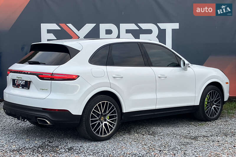 Внедорожник / Кроссовер Porsche Cayenne 2019 в Львове