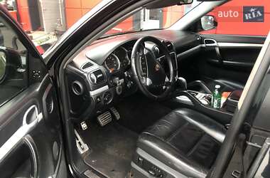 Внедорожник / Кроссовер Porsche Cayenne 2006 в 