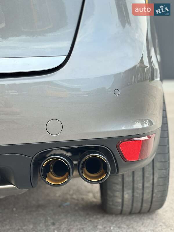 Позашляховик / Кросовер Porsche Cayenne 2010 в Києві