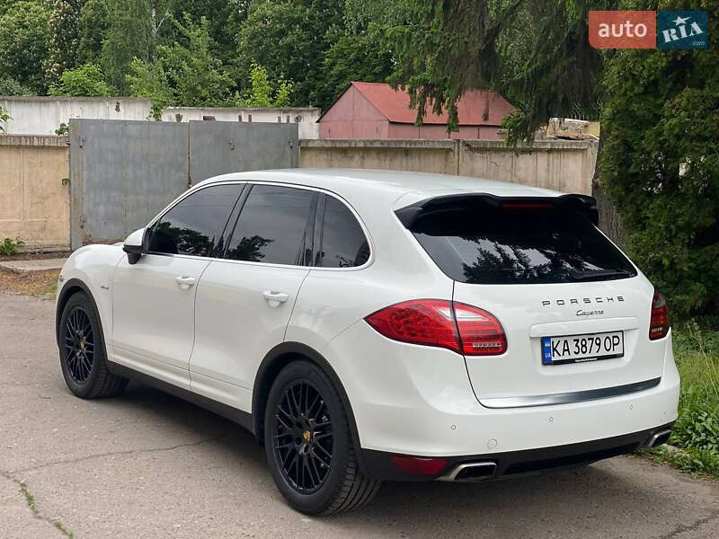 Позашляховик / Кросовер Porsche Cayenne 2013 в Ніжині