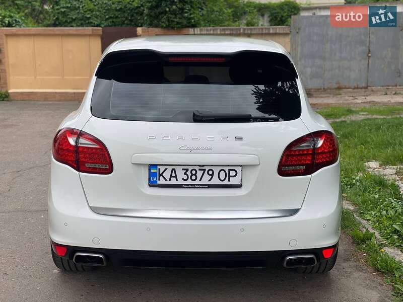 Позашляховик / Кросовер Porsche Cayenne 2013 в Ніжині