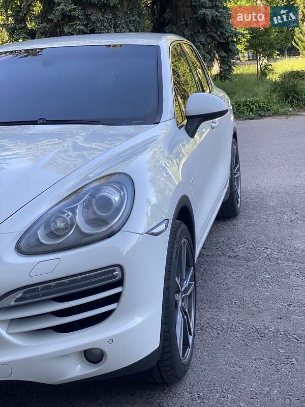 Позашляховик / Кросовер Porsche Cayenne 2013 в Ніжині