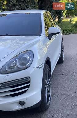 Внедорожник / Кроссовер Porsche Cayenne 2013 в 