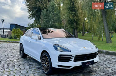 Позашляховик / Кросовер Porsche Cayenne 2019 в 
