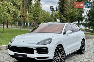 Позашляховик / Кросовер Porsche Cayenne 2019 в 