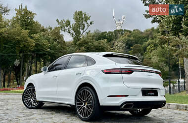 Позашляховик / Кросовер Porsche Cayenne 2019 в 