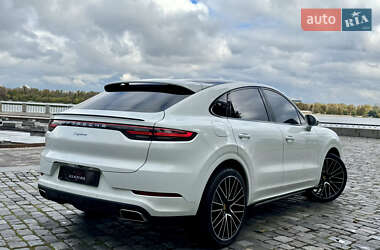 Позашляховик / Кросовер Porsche Cayenne 2019 в 