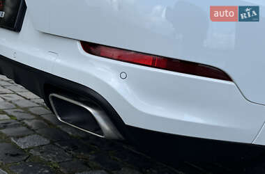 Позашляховик / Кросовер Porsche Cayenne 2019 в 