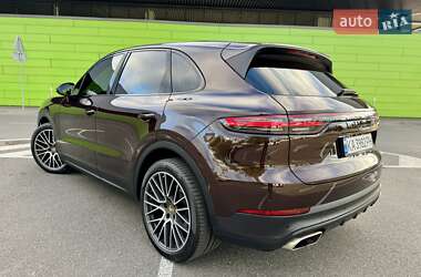 Позашляховик / Кросовер Porsche Cayenne 2018 в 