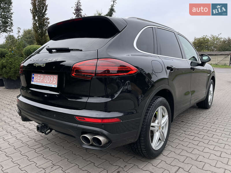 Внедорожник / Кроссовер Porsche Cayenne 2015 в Луцке фото 8 Внедорожник / Кроссовер Porsche Cayenne 2015 в Луцке