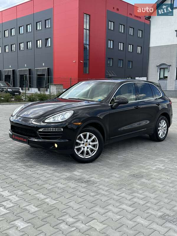 Позашляховик / Кросовер Porsche Cayenne 2014 в Білогородці