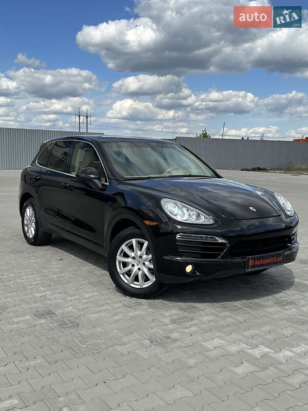 Позашляховик / Кросовер Porsche Cayenne 2014 в Білогородці