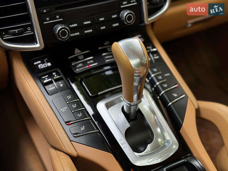 Позашляховик / Кросовер Porsche Cayenne 2017 в Києві