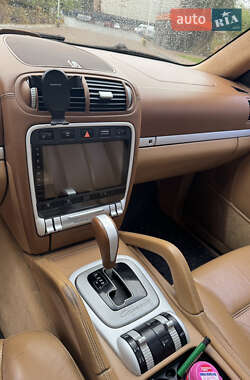 Позашляховик / Кросовер Porsche Cayenne 2005 в 