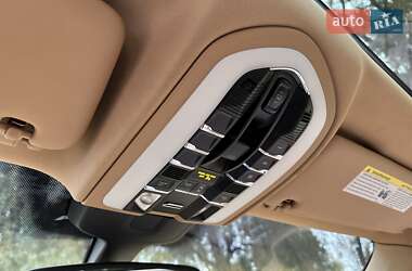 Внедорожник / Кроссовер Porsche Cayenne 2014 в 