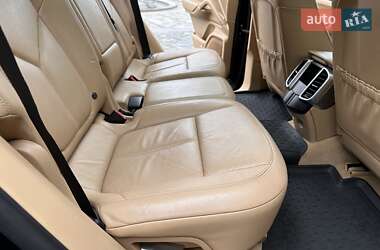 Внедорожник / Кроссовер Porsche Cayenne 2014 в 
