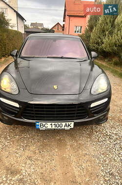 Позашляховик / Кросовер Porsche Cayenne 2012 в 