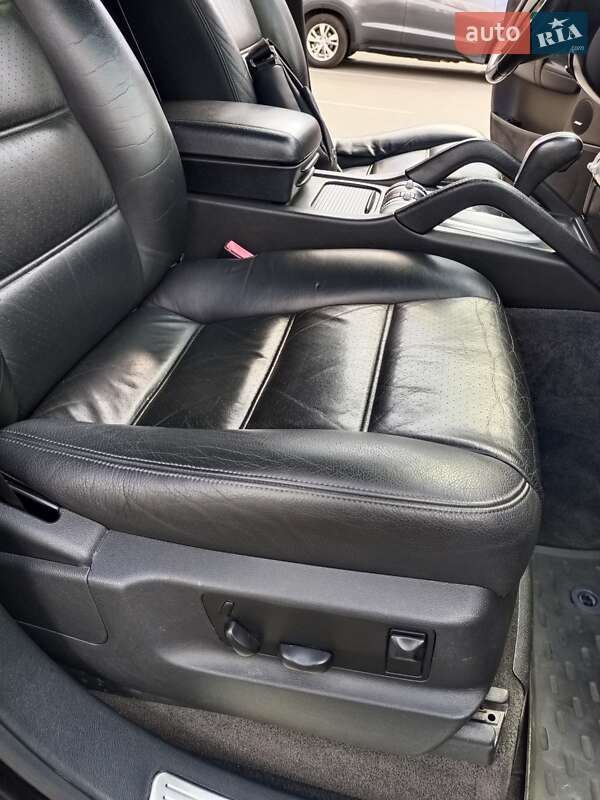 Позашляховик / Кросовер Porsche Cayenne 2003 в Києві