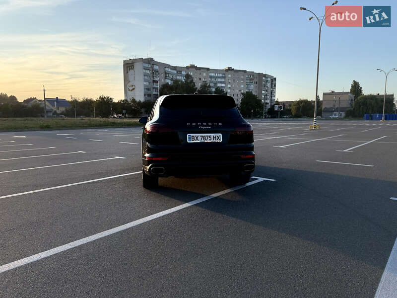 Позашляховик / Кросовер Porsche Cayenne 2014 в Кам'янець-Подільському