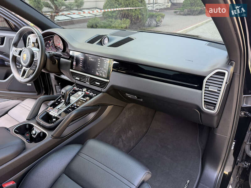 Внедорожник / Кроссовер Porsche Cayenne 2018 в Ивано-Франковске фото 14 Внедорожник / Кроссовер Porsche Cayenne 2018 в Ивано-Франковске