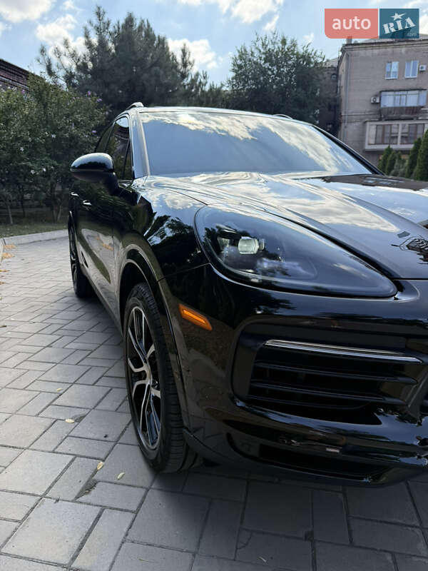 Внедорожник / Кроссовер Porsche Cayenne 2018 в Ивано-Франковске фото 32 Внедорожник / Кроссовер Porsche Cayenne 2018 в Ивано-Франковске