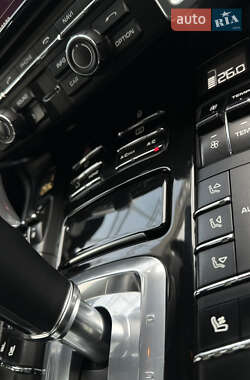 Позашляховик / Кросовер Porsche Cayenne 2012 в 