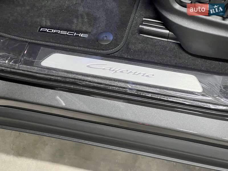 Внедорожник / Кроссовер Porsche Cayenne 2024 в Киеве фото 23 Внедорожник / Кроссовер Porsche Cayenne 2024 в Киеве