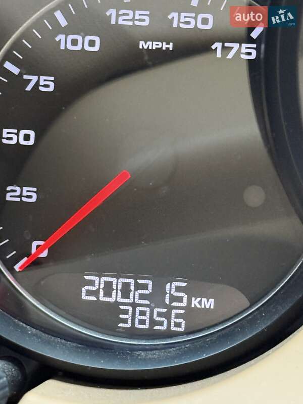 Внедорожник / Кроссовер Porsche Cayenne 2011 в Кременчуге