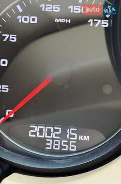 Позашляховик / Кросовер Porsche Cayenne 2011 в 
