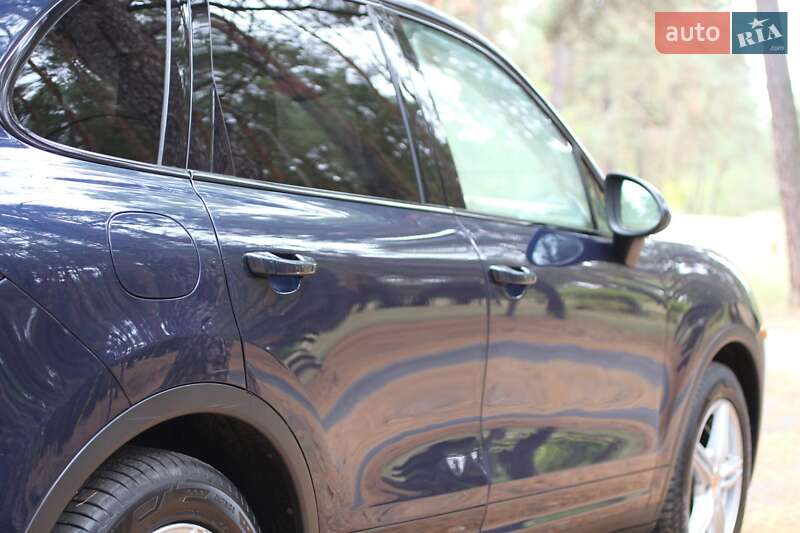 Внедорожник / Кроссовер Porsche Cayenne 2011 в Киеве фото 16 Внедорожник / Кроссовер Porsche Cayenne 2011 в Киеве