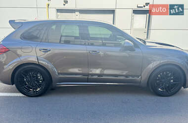 Внедорожник / Кроссовер Porsche Cayenne 2013 в 