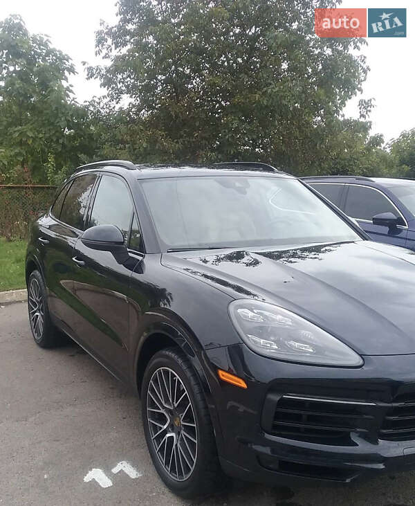 Внедорожник / Кроссовер Porsche Cayenne 2019 в Ровно
