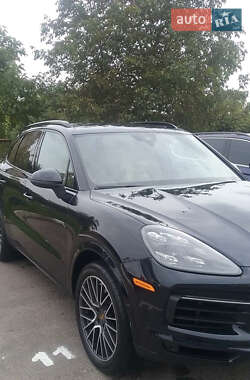 Позашляховик / Кросовер Porsche Cayenne 2019 в 